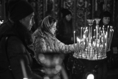 Recueillement dans la cathédrale Sainte Sophie, Kyiv.