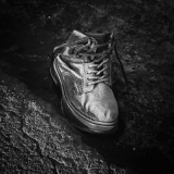 Chaussure abandonnée