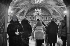Recollection of the faithful without the church of the Monastery of Svyato Pokrovsky Cholovichy in Kharkiv