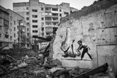 Bansky stencil in Borodyanka december Ukraine 2022